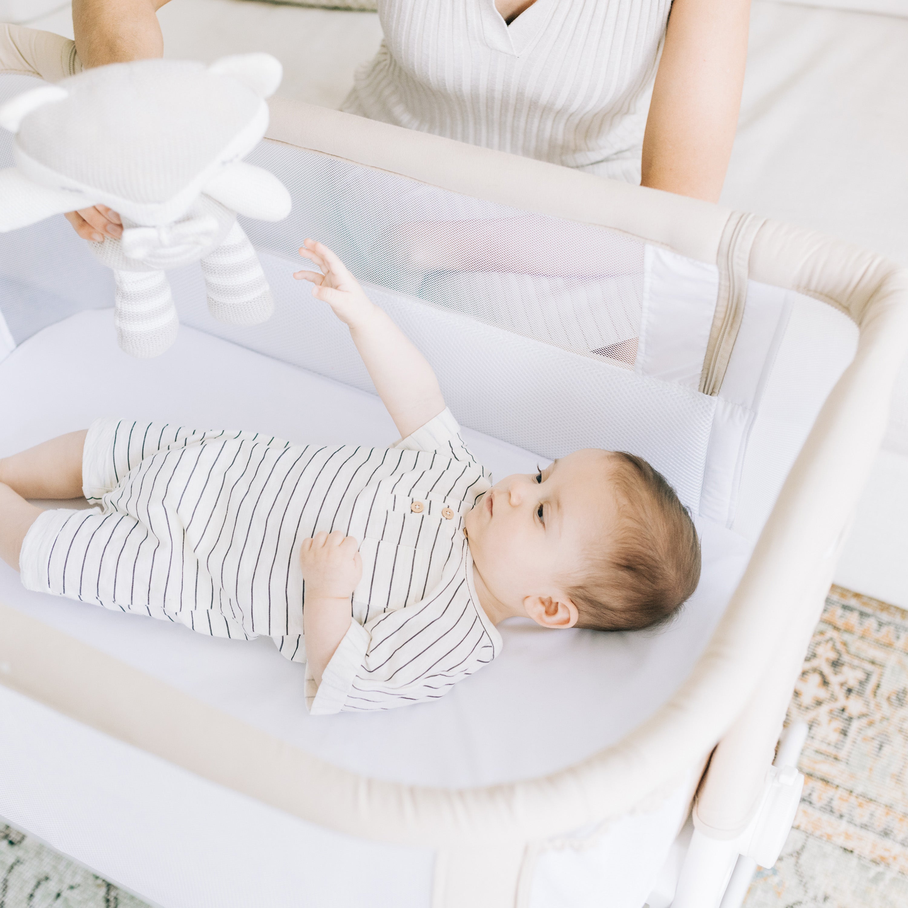 Beside Me™ Dreamer Organic Bassinet & Bedside Sleeper - Organic Oat - Baby Delight