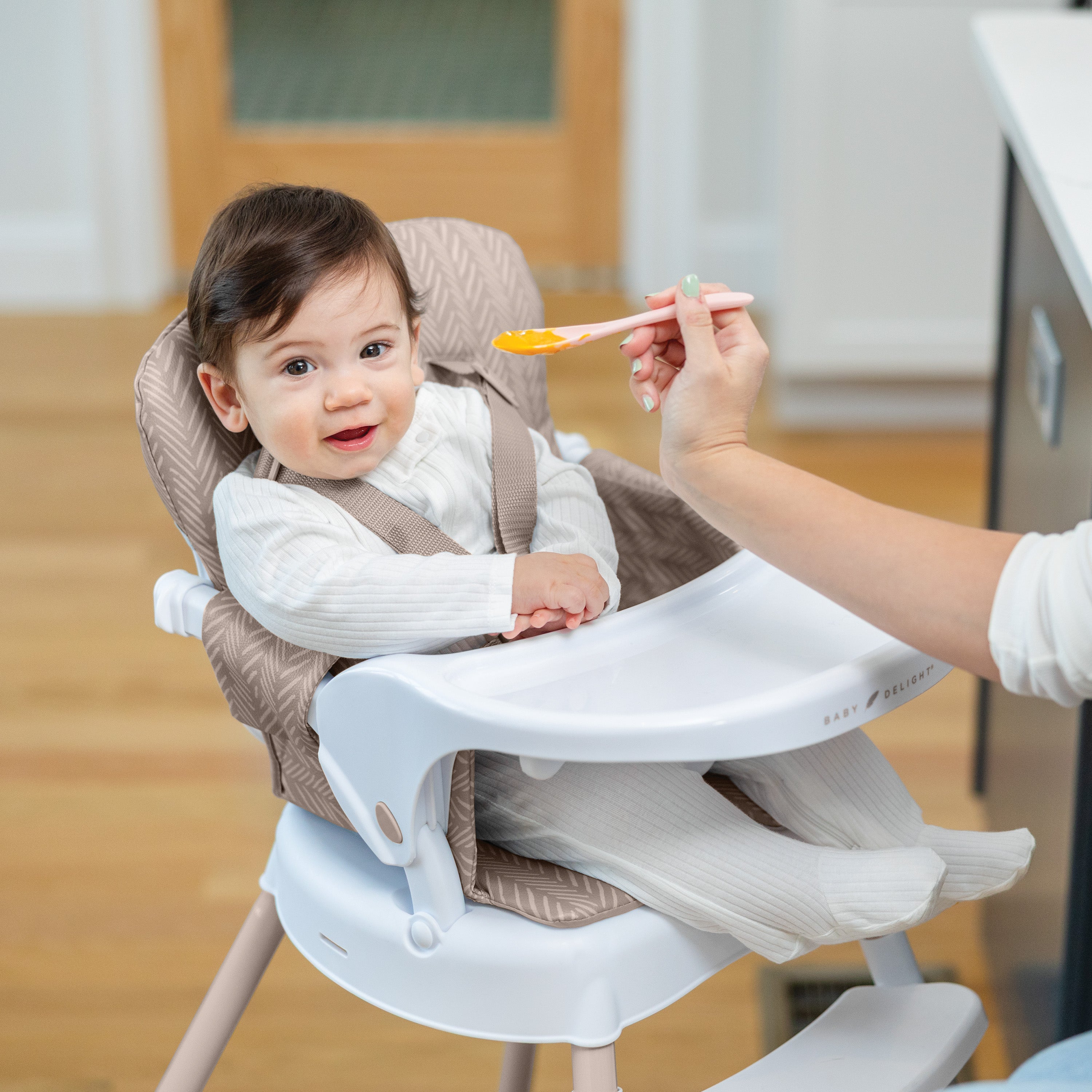 Ascent™ 3-in-1 Highchair - Tan