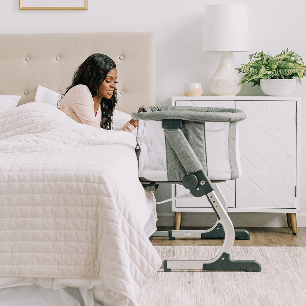 Beside Me™ Dreamer Bassinet & Bedside Sleeper - Charcoal Tweed