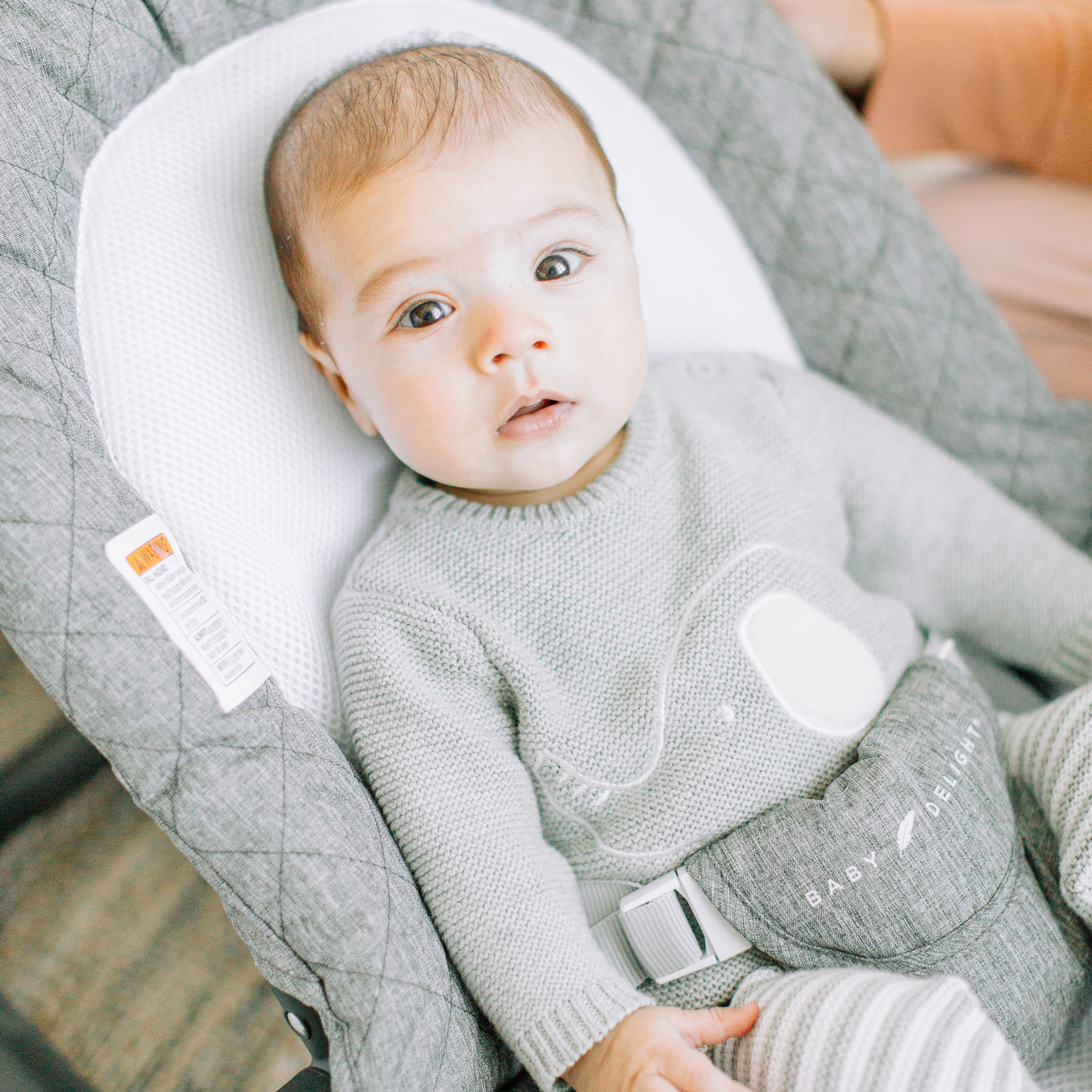 Aura Deluxe Portable Rocker & Seat - Baby Delight