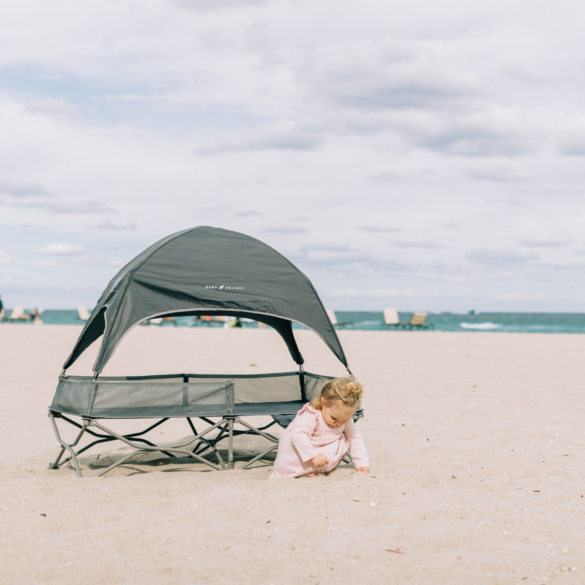 Go With Me™ Bungalow Deluxe Portable Travel Cot - Grey - Baby Delight