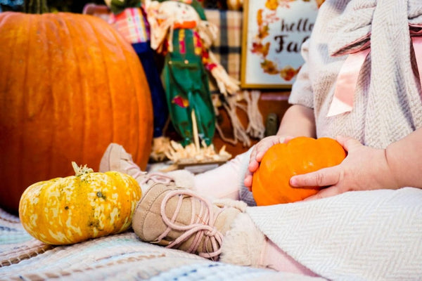 Thanksgiving Photo Ideas for Your Little One