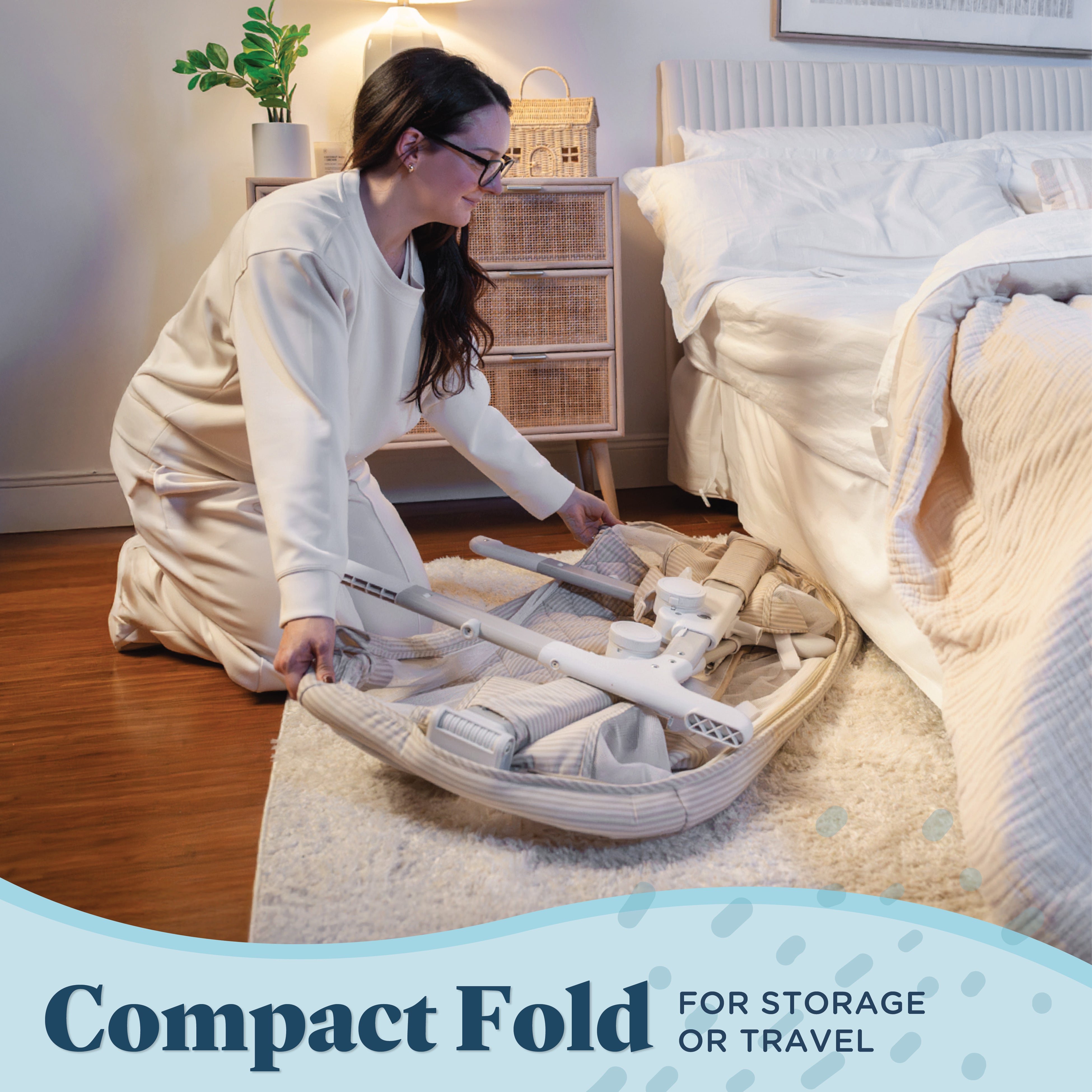 Beside Me™ Dreamer Bassinet & Bedside Sleeper - Baby Delight
