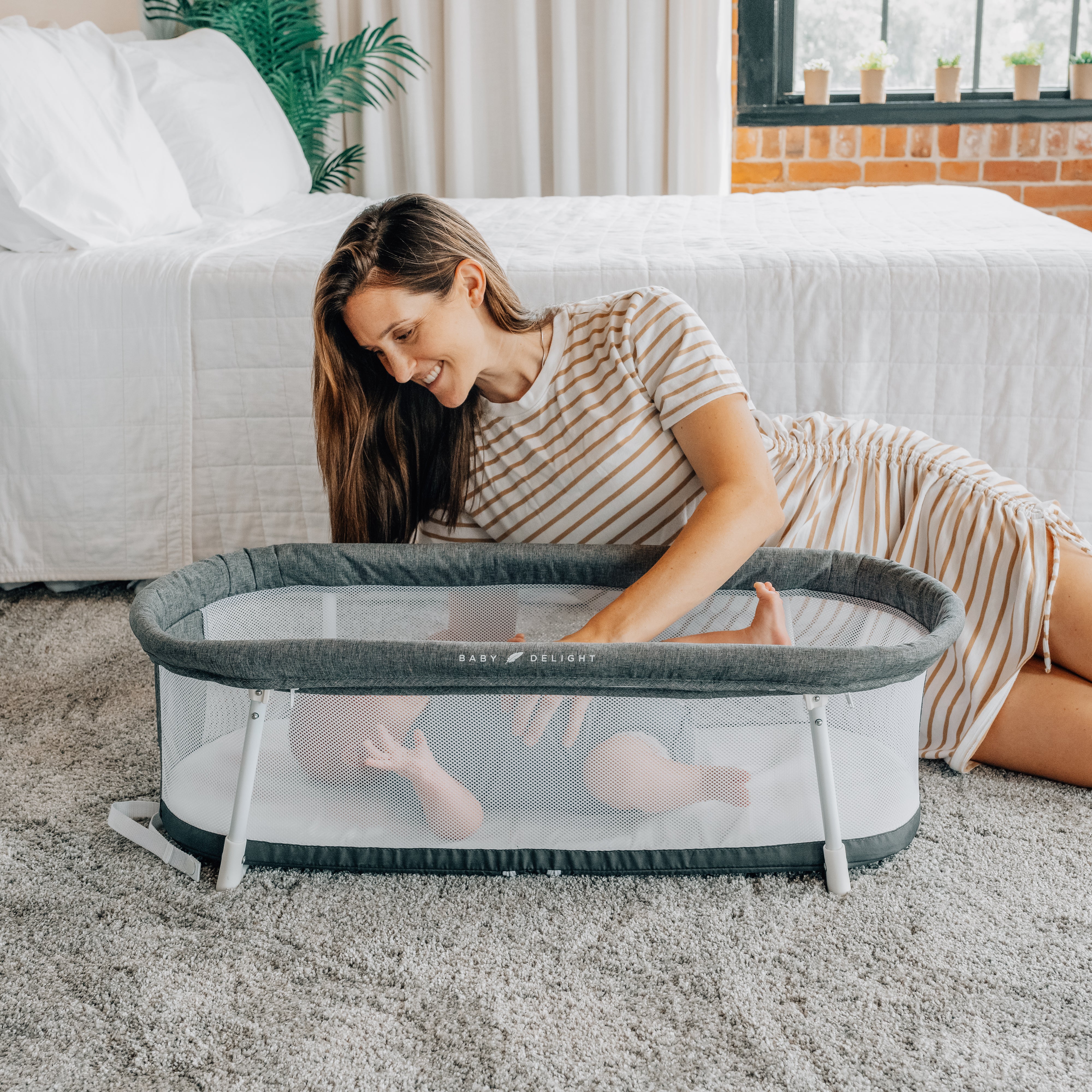 Snuggle Nest™ Portable Bassinet - Charcoal Tweed