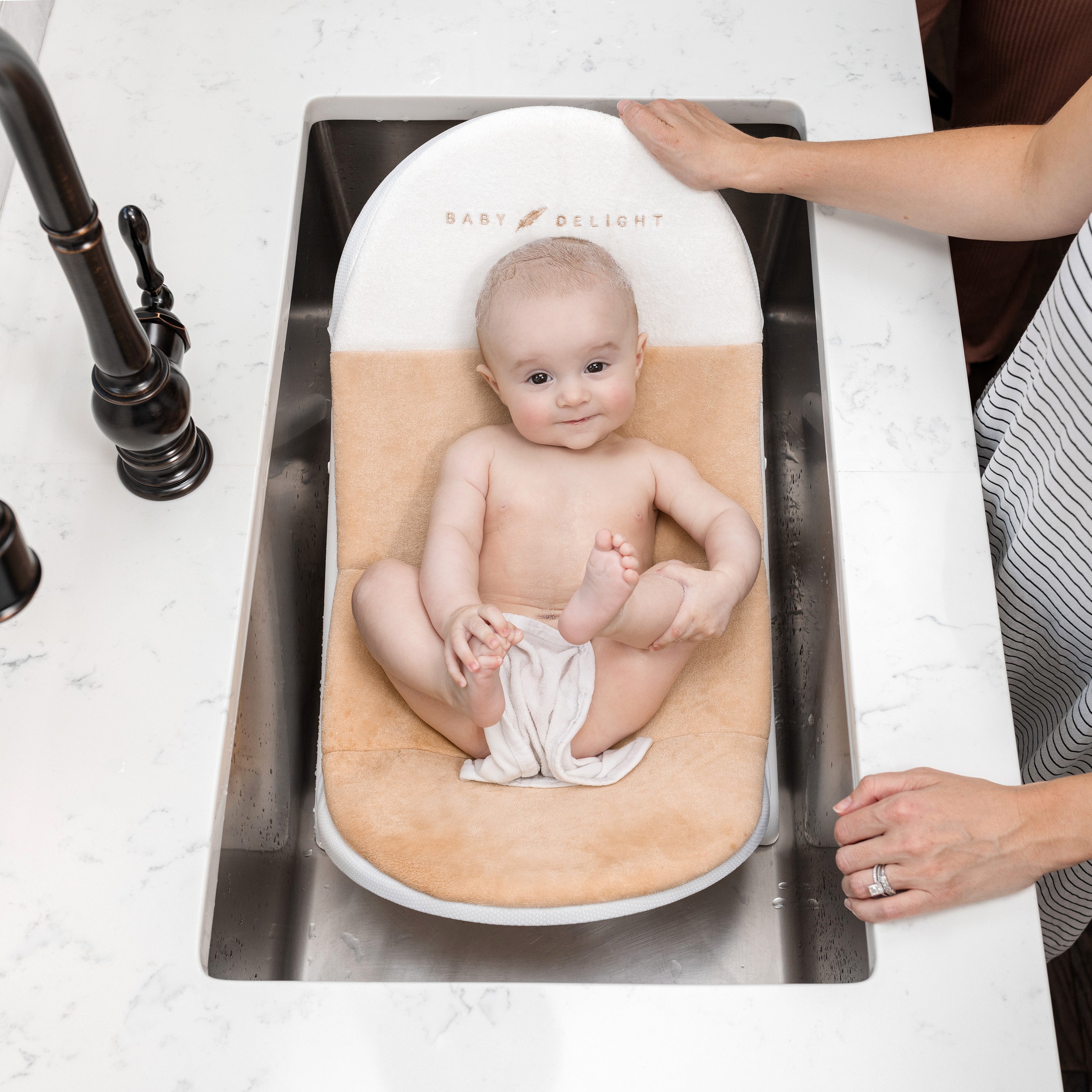 Cushy Nest Cloud Premium Organic Infant Bather - Organic Oat - Baby Delight