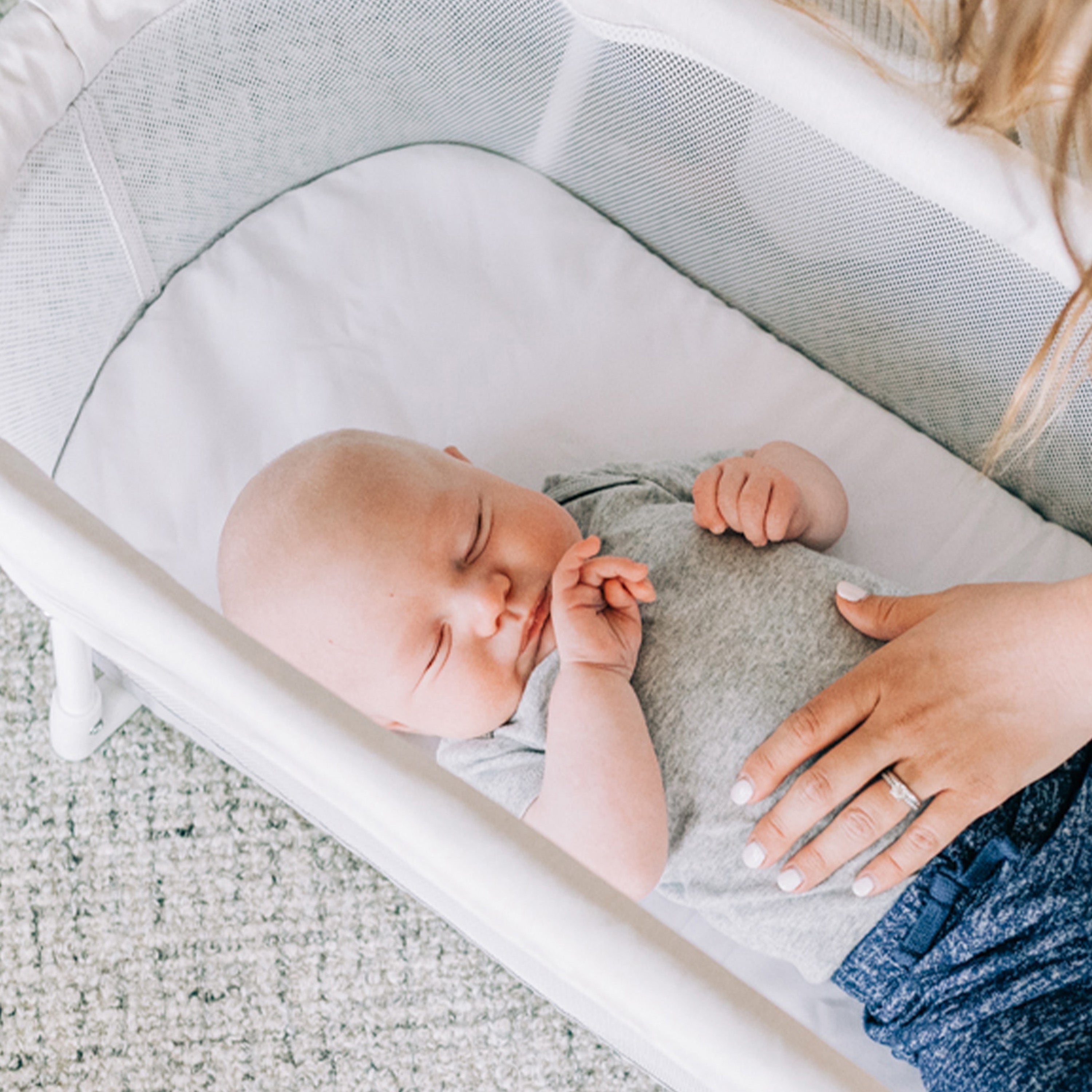 Snuggle Nest Bassinet Sheet