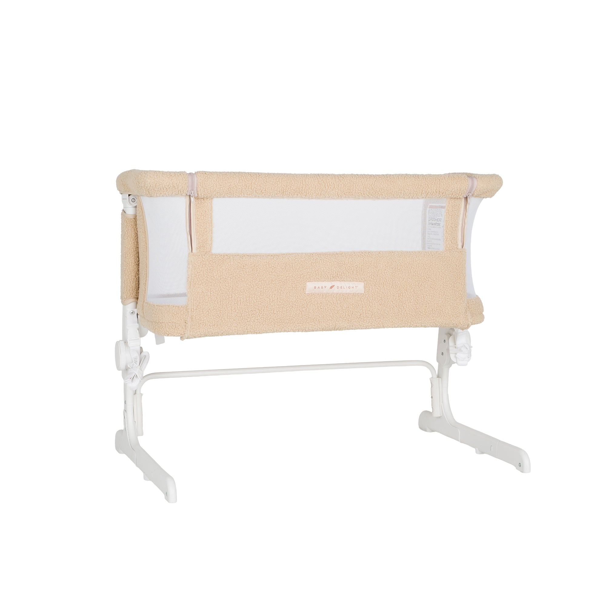 Beside Me™ Dreamer Bassinet & Bedside Sleeper