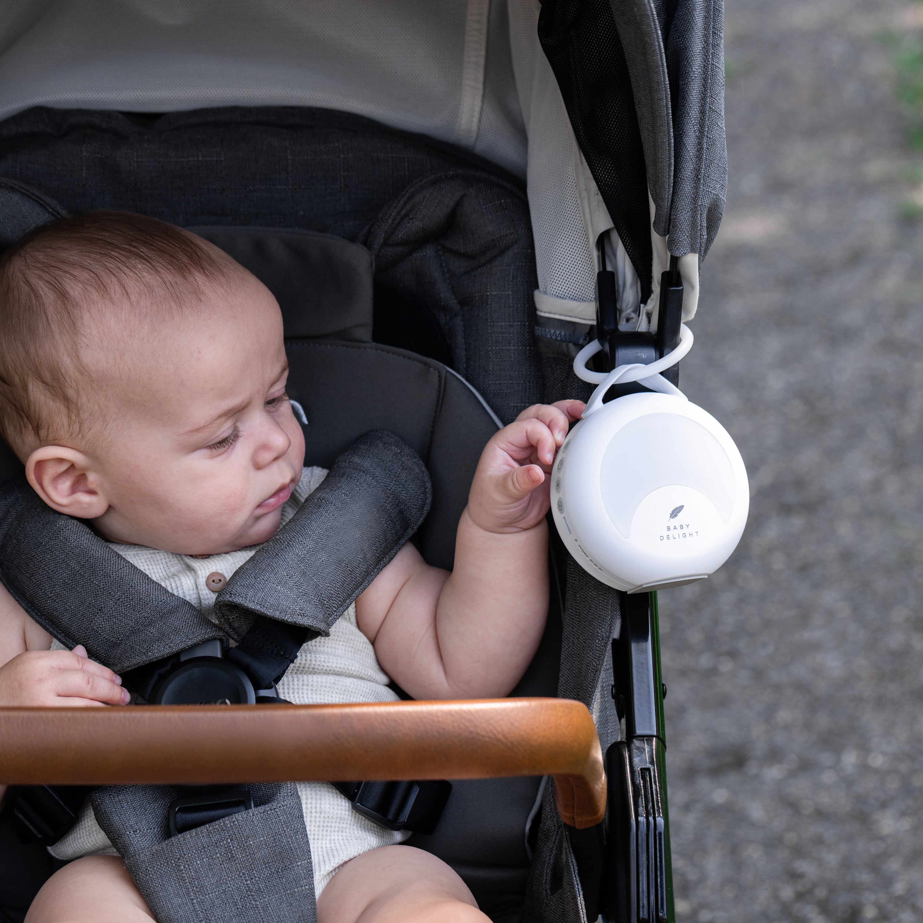 Dewdrop Sound & Light Soother - Baby Delight