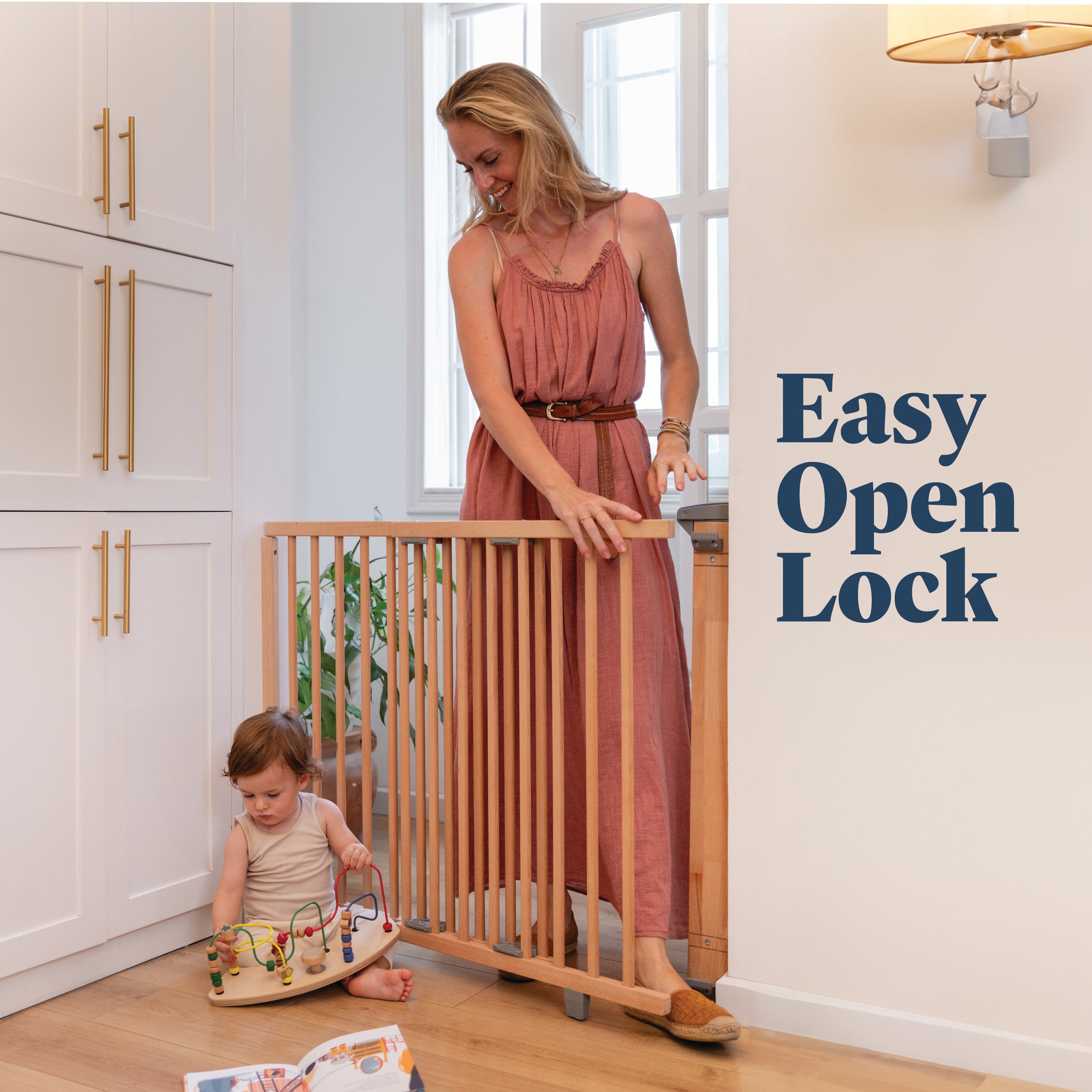 SizeWise™ Hardware Mounted Gate - Baby Delight