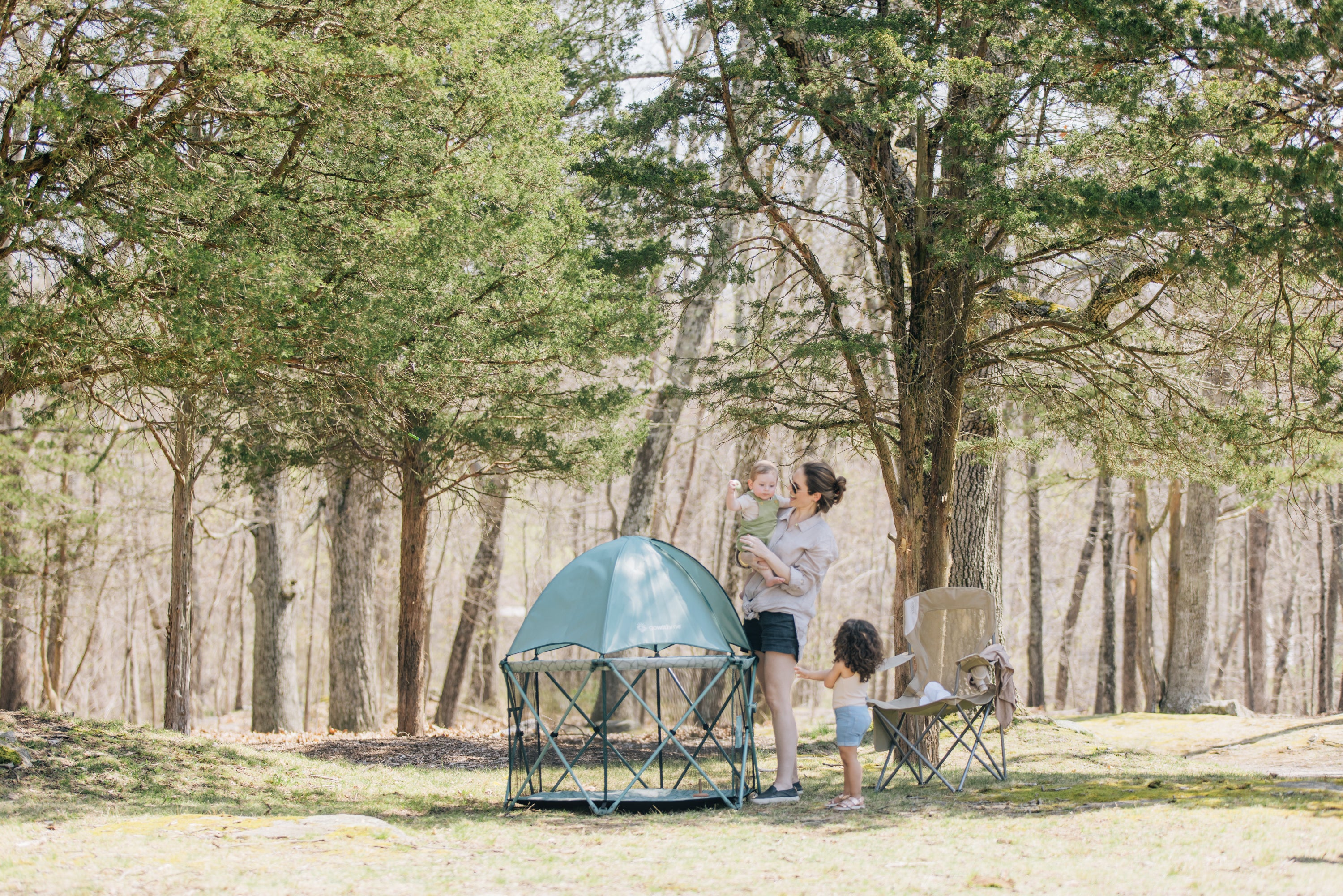 Deluxe Eclipse Portable Playard - Baby Delight