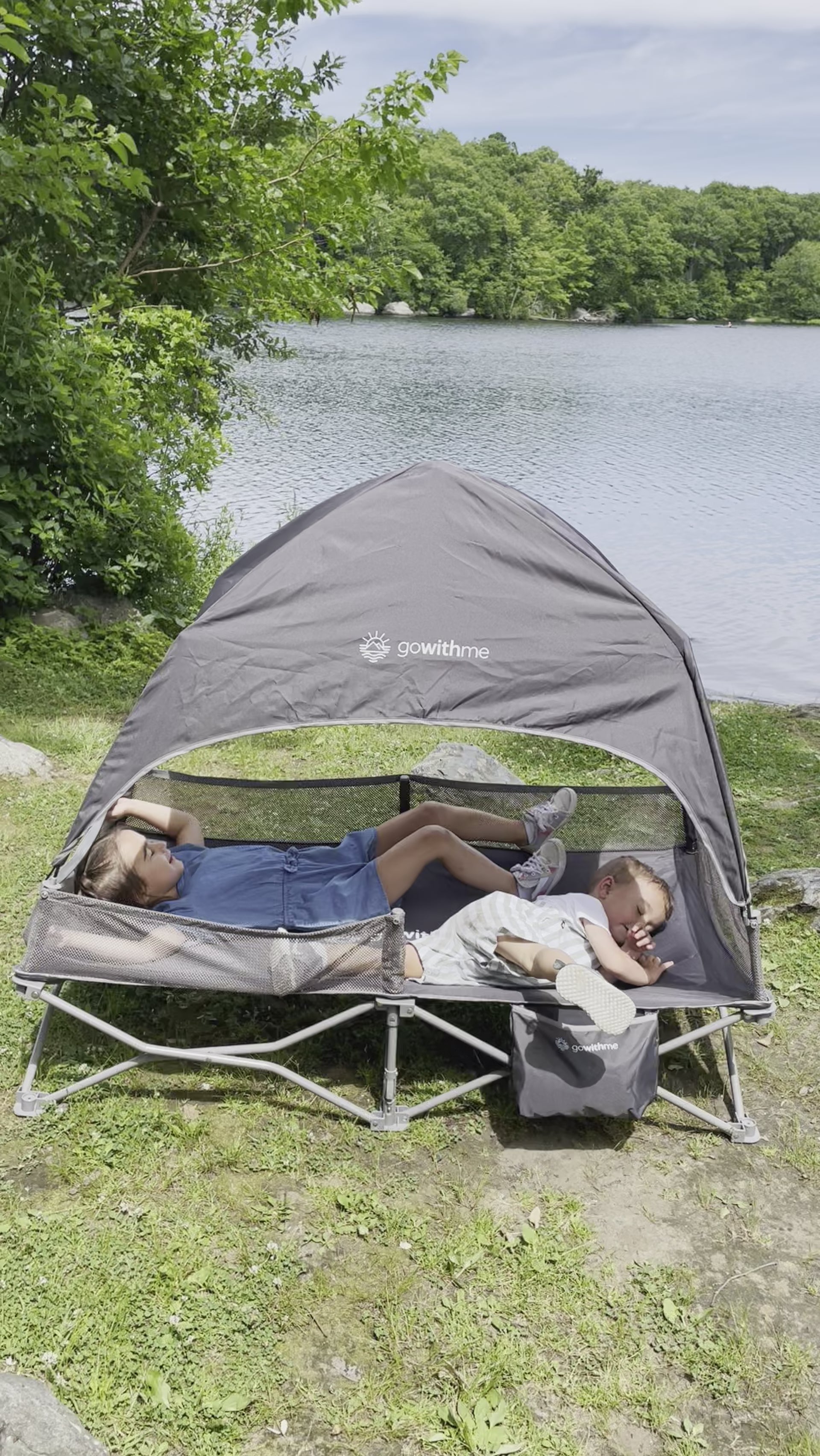 Bungalow Deluxe Portable Travel Cot