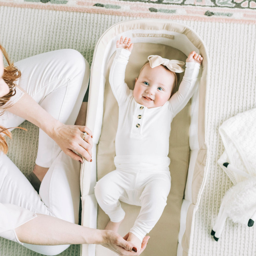 Snuggle Nest™ Organic Portable Infant Lounger – Organic Oat | Baby Delight