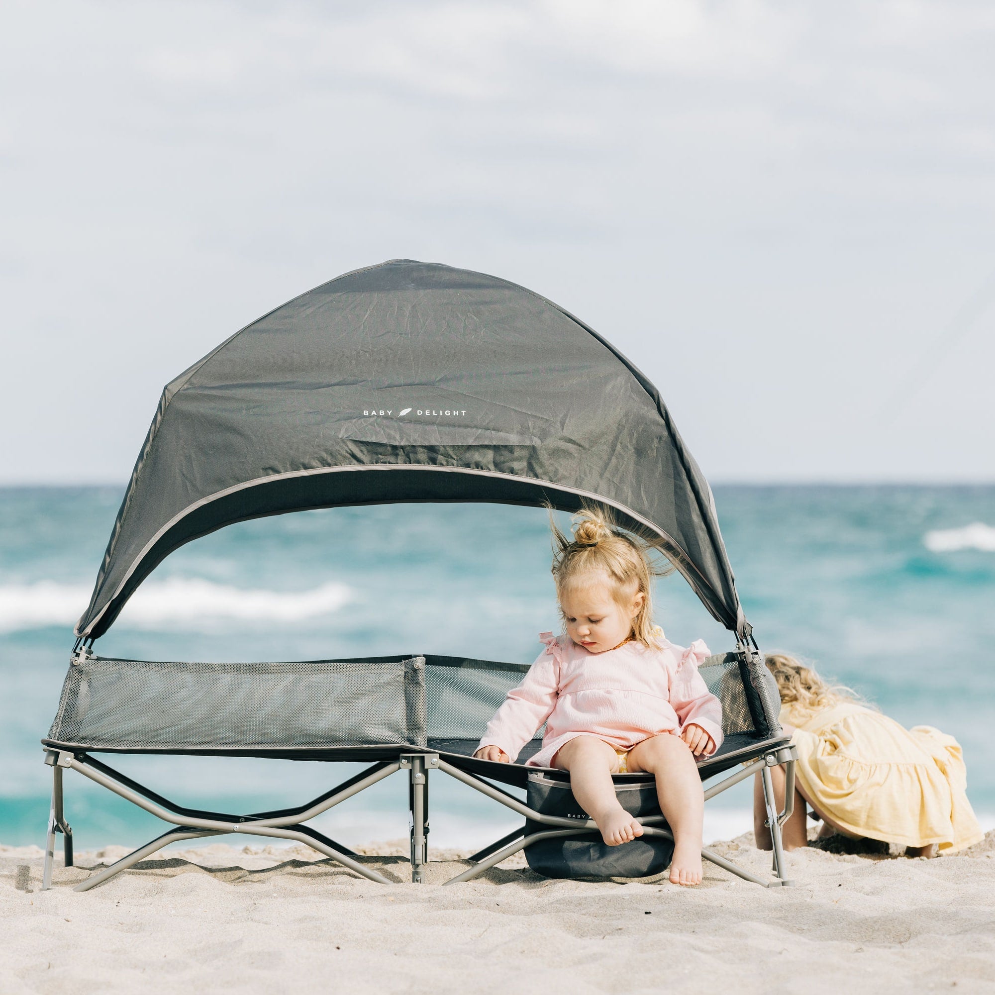 Bungalow Deluxe Portable Travel Cot