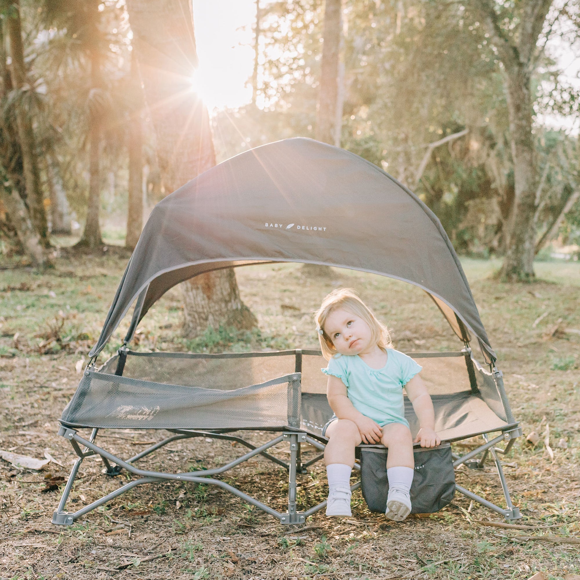Bungalow Deluxe Portable Travel Cot
